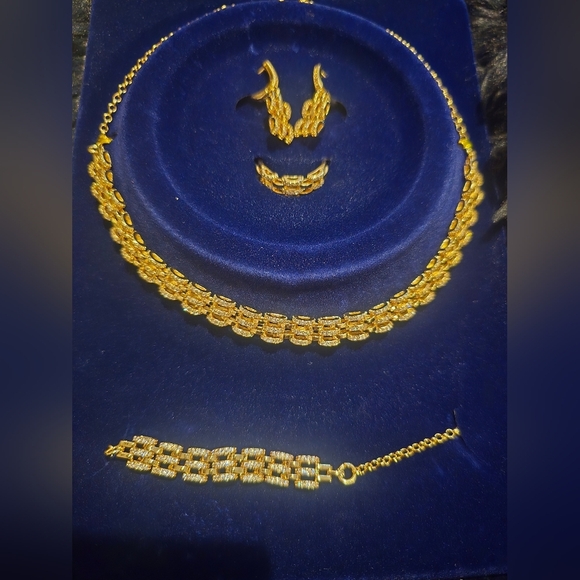 21Kgp Dubai Jewelry Bridal SET - Picture 2 of 16